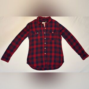 Mossimo Supply Company Red & Navy Plaid Flannel Button-Up Shirt • M